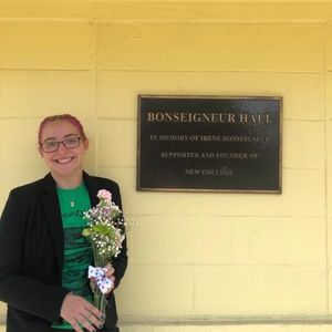 Meet your Posher, Helena